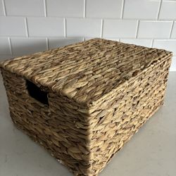 Nice Medium Storage Basket With Lid