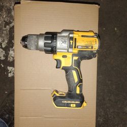 DeWalt 20v XR 1/2 In Drill Driver... 