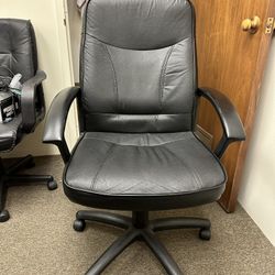 Office Chair Black Swivel 