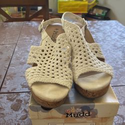 Mudd White Sandals Size 8.5