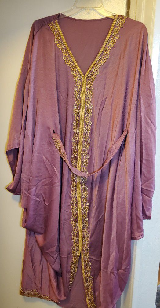 Beautiful Arabic Dress 