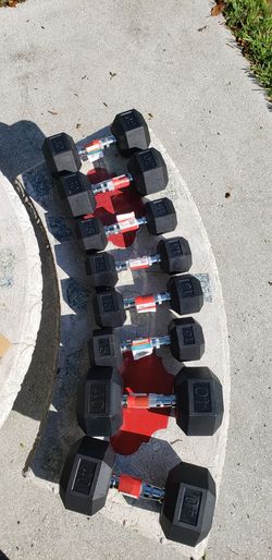 WEIDER BRAND RUBBERIZED DUMBBELLS. BRAND NEW. DIFFERENT WEIGHTS