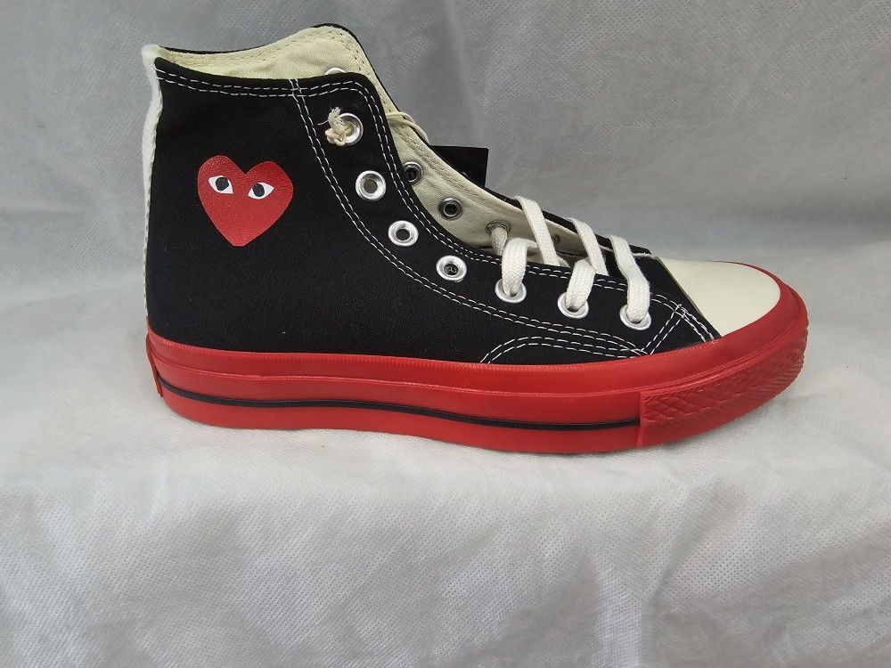 Comme Des Garcons Converse  Black/red $140  Size Mens 5 Woman's 7
