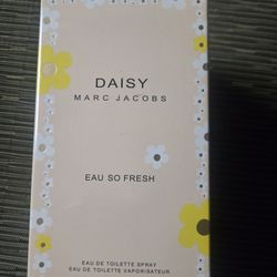 Daysy Perfum New 