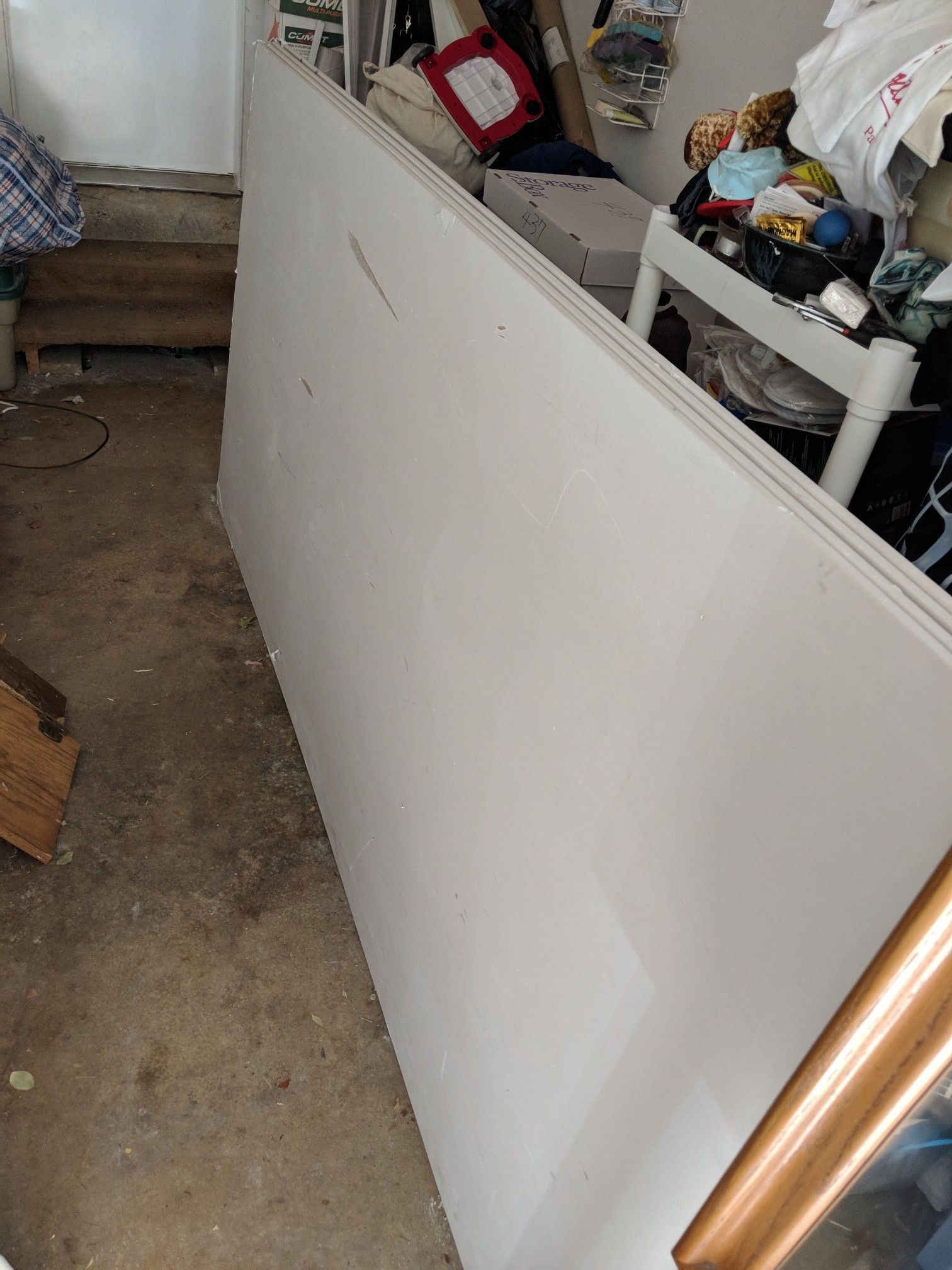 4 pieces of Dry wall new