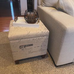 Vintage Style Storage Ottoman Cube