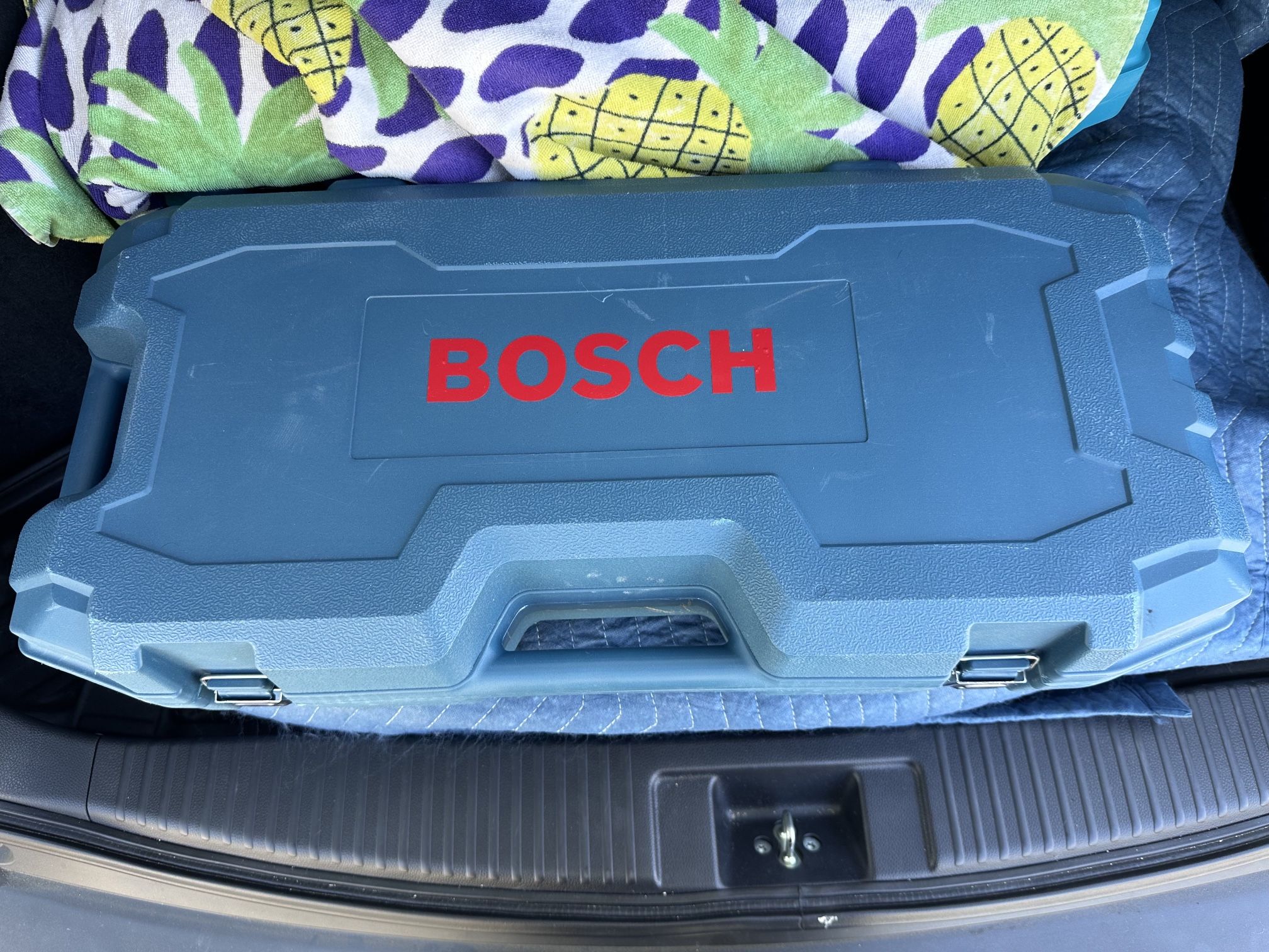 BOSCH DEMOLITION JACKHAMMER
