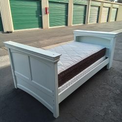 TWIN BED FRAME WITH BOX SPRING AND MATTRESS 