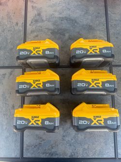 8Ah Batteries Powerpack XR 20V Dewalt