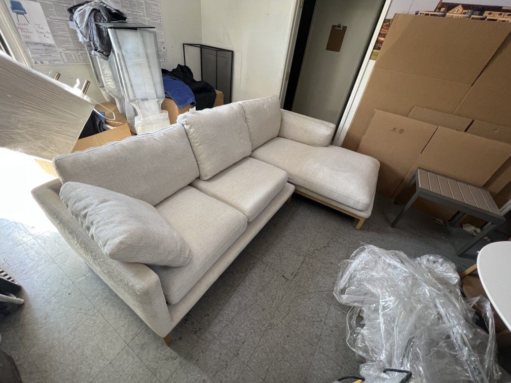 Castlery - Right Facing Owen Chaise Sectional Sofa in natural