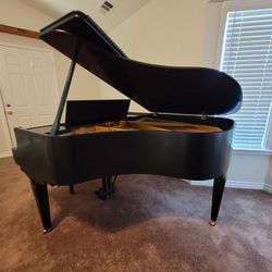 Wm. Knabe 5 Foot Baby Grand Piano
