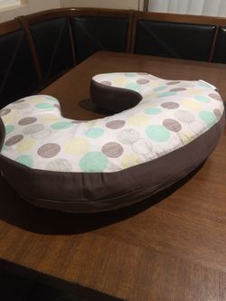 Vibrating boppy pillow for baby & new mother