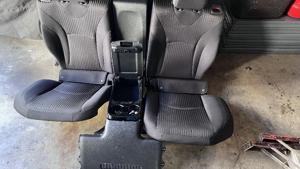 Set Of Seat's For TOYOTA Prius Prime With Midle Console