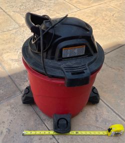 Wet/Dry Shop Vacuum