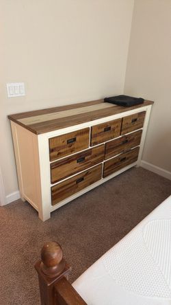 Drawer dresser