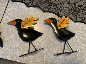 Black metal crows