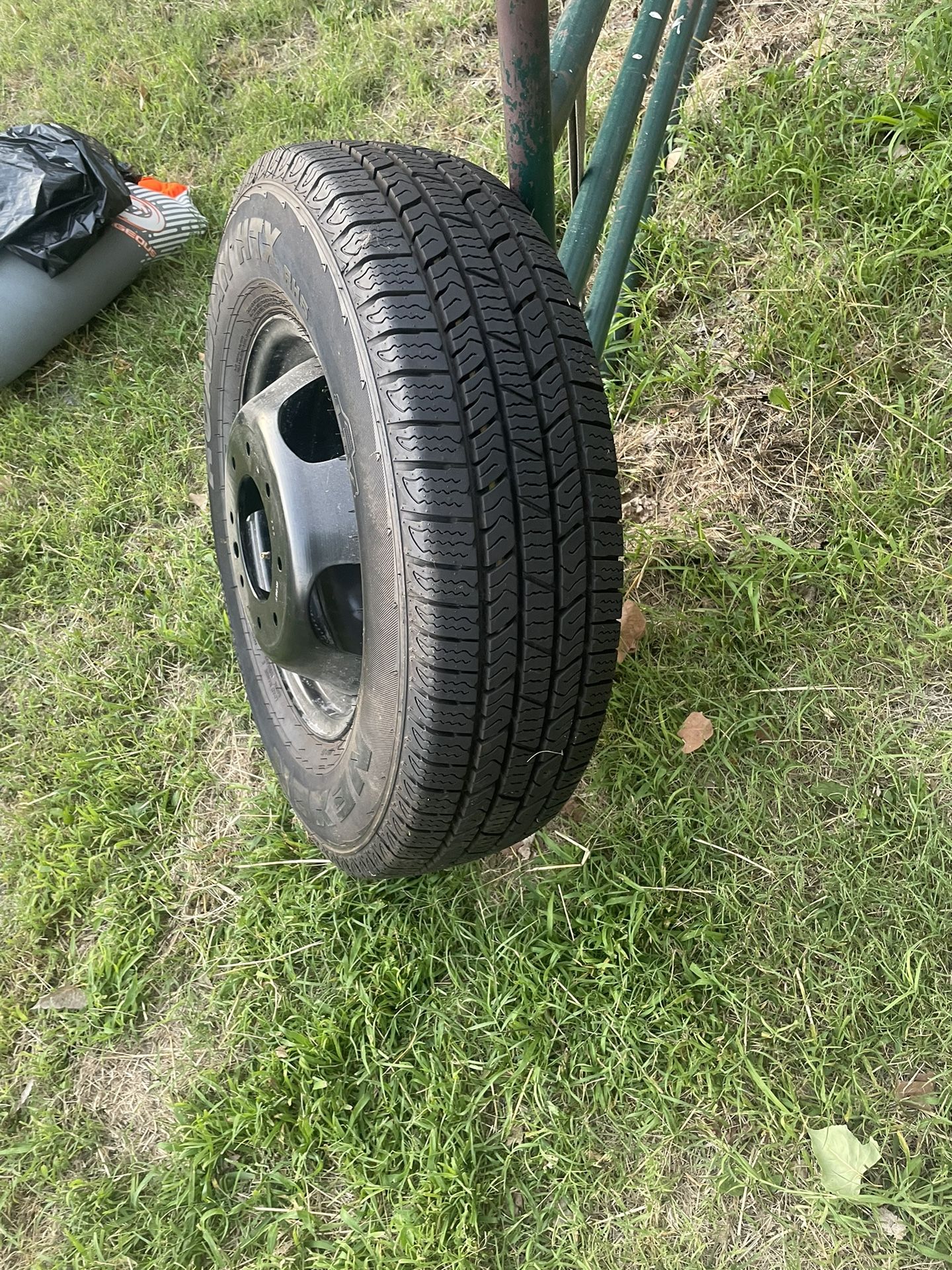 Rodian htx rh5 ltv LT235/80r 17