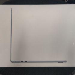 2025 MacBook Air M4 Retail Box