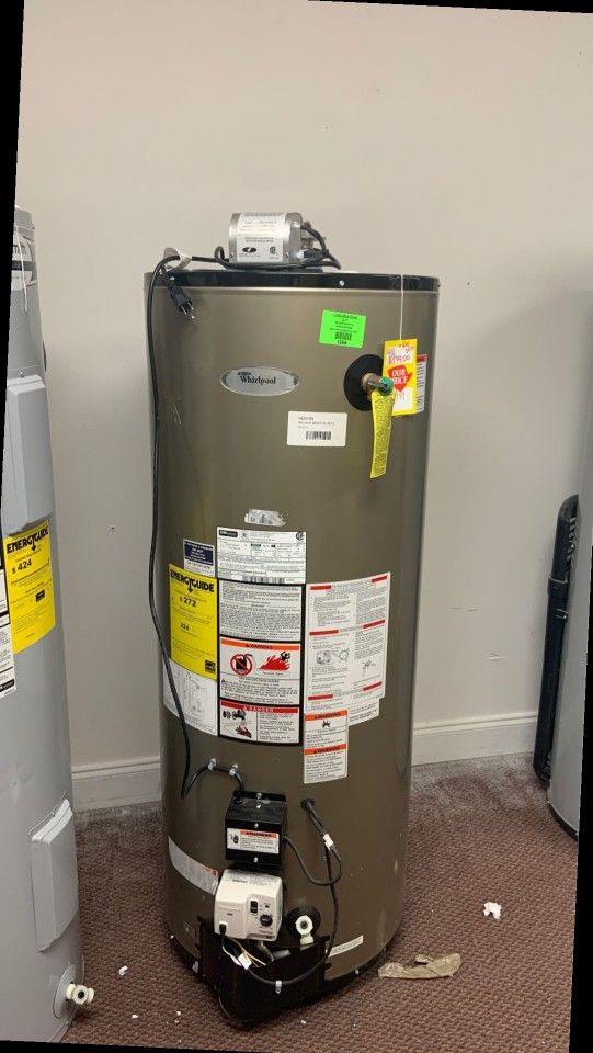 NEW WHIRLPOOL  WATER HEATER 50 GALLON LIQUIDATION SALE TODAY 🔥🔥 8J2