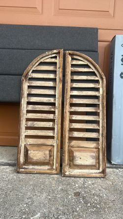 Shutters Wall Decor