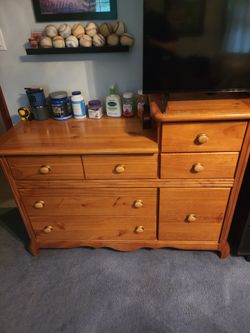 Babys dream dresser with changing table.