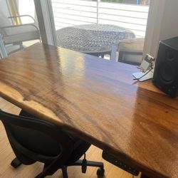 Beautiful Walnut Standing Desk 