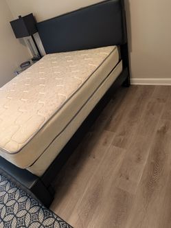 Full bed frame