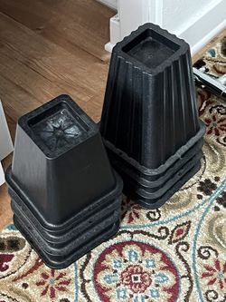 2 Different Size Bed Risers