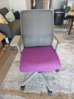Hon Ignition 2.0 4-way stretch Mesh Back Ergonomic Chair