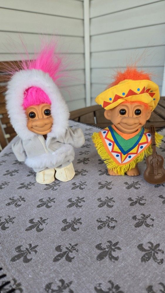 90s Around The World Trolls, Set Of 6