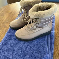 Brand New Boots Topmoda