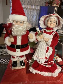 Vintage Santa And Mrs Santa Motionette 