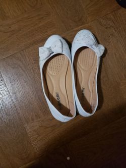 Girls Flats Size 6