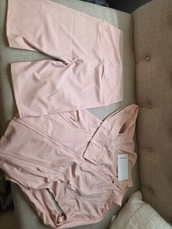 Lululemon Pink Athletic Set with Tags