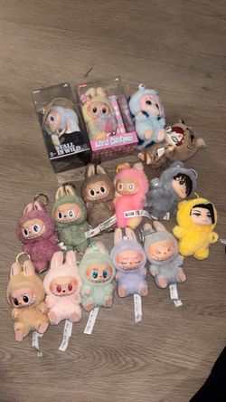 Pop Mart Plush Figure Collection Lot
