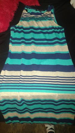 Women's small men's dress bundle all n more for 10$