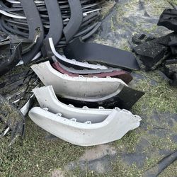 2020 Ram 1500 Headlight Trim 