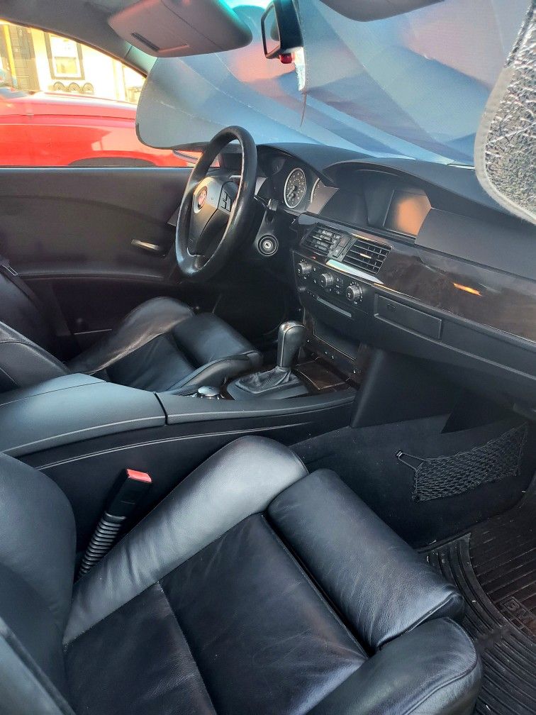2006 BMW 530i
