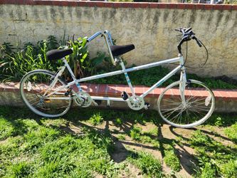 Vintage tandem supra shoreline bicycle
