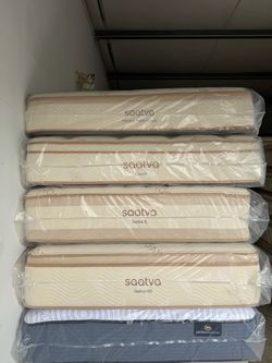 Saatva Mattresses - LIKE NEW! Delivery Available