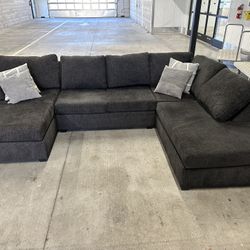 U SHAPE DARK GREY SECTIONAL COUCH 