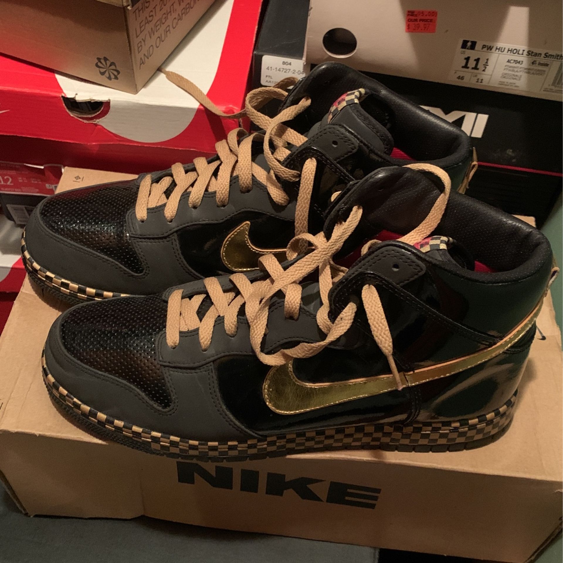 Nike