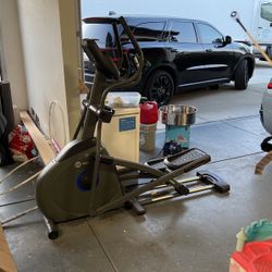 Horizon Fitness Elliptical 