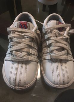 Girls k Swiss size 8