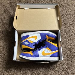 Air Jordan 1 High Fly Ease Lakers