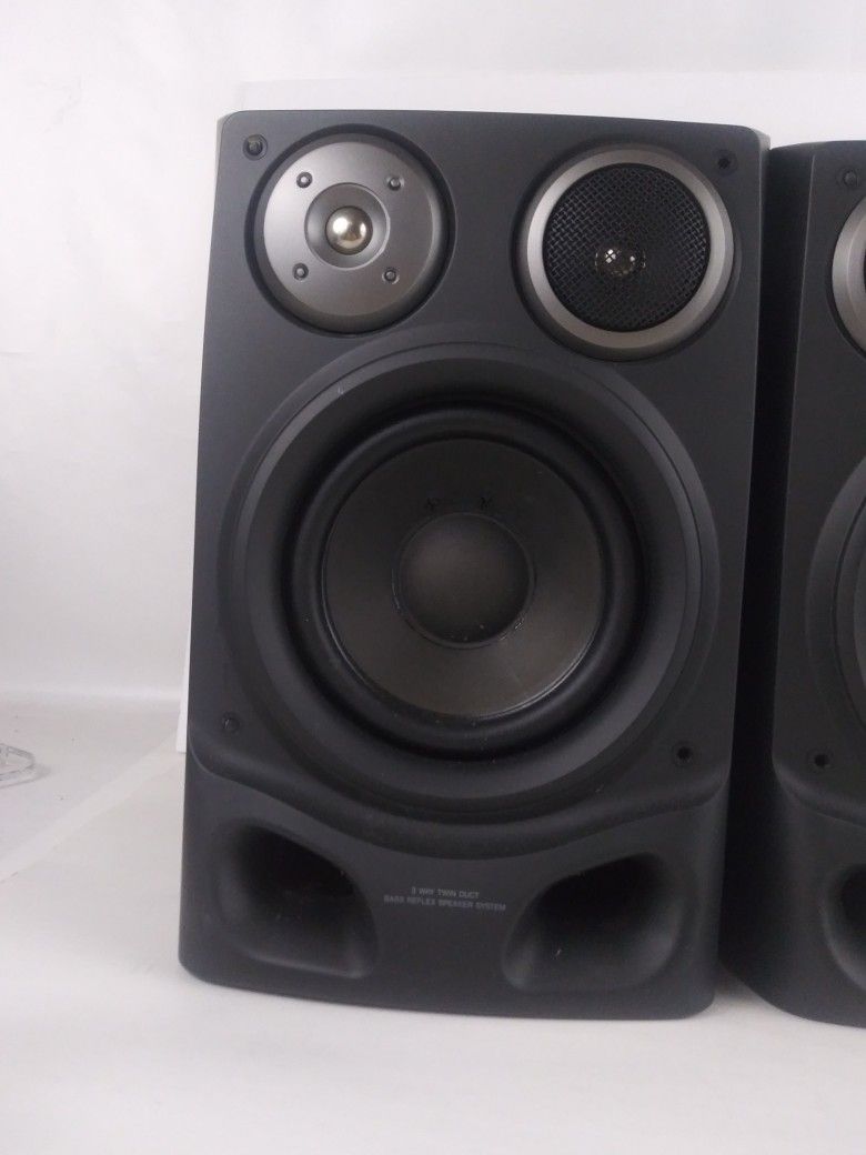 AIWA SX-N999 Bookshelf Speakers 150w impedance 6 for Sale in Lake