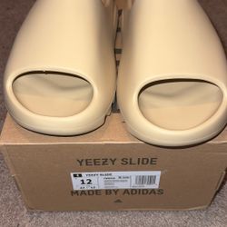 Yeezy Slide Dessert Sand