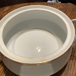 Vintage 1985 Made In Japan Sheffield Regency Gold Fine Porcelain Vegetable Dish Bowl with Lid
