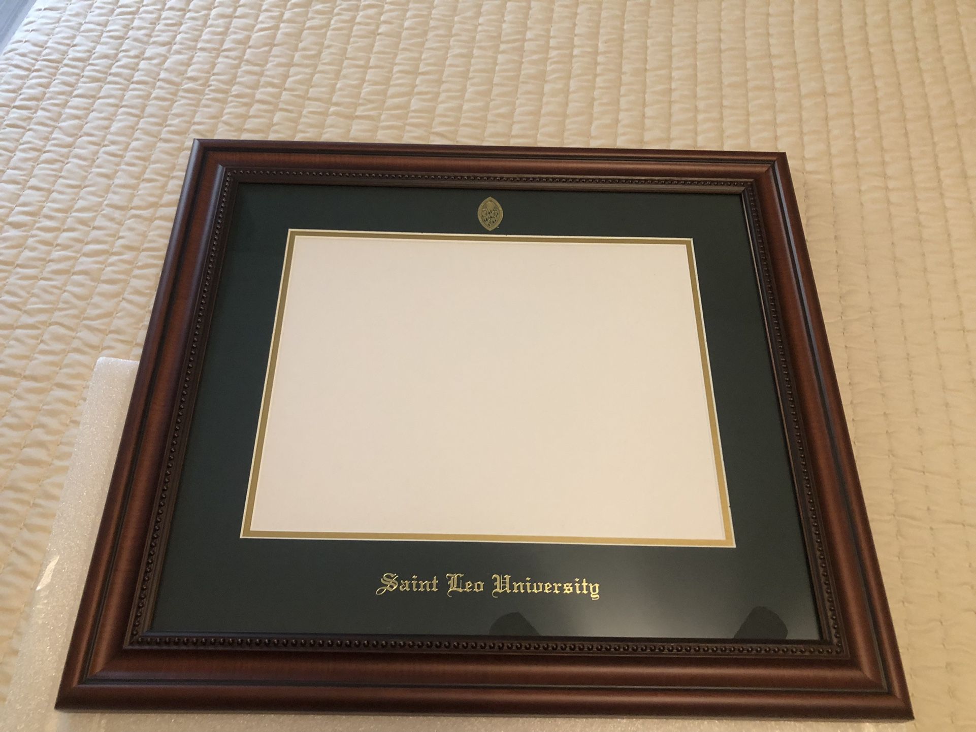 Saint Leo University - Officially Licensed - Master's/PhD - Gold Embossed Diploma Frame - Diploma Size 14" x 11"