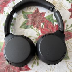 Sony WH-XB700 Headphones